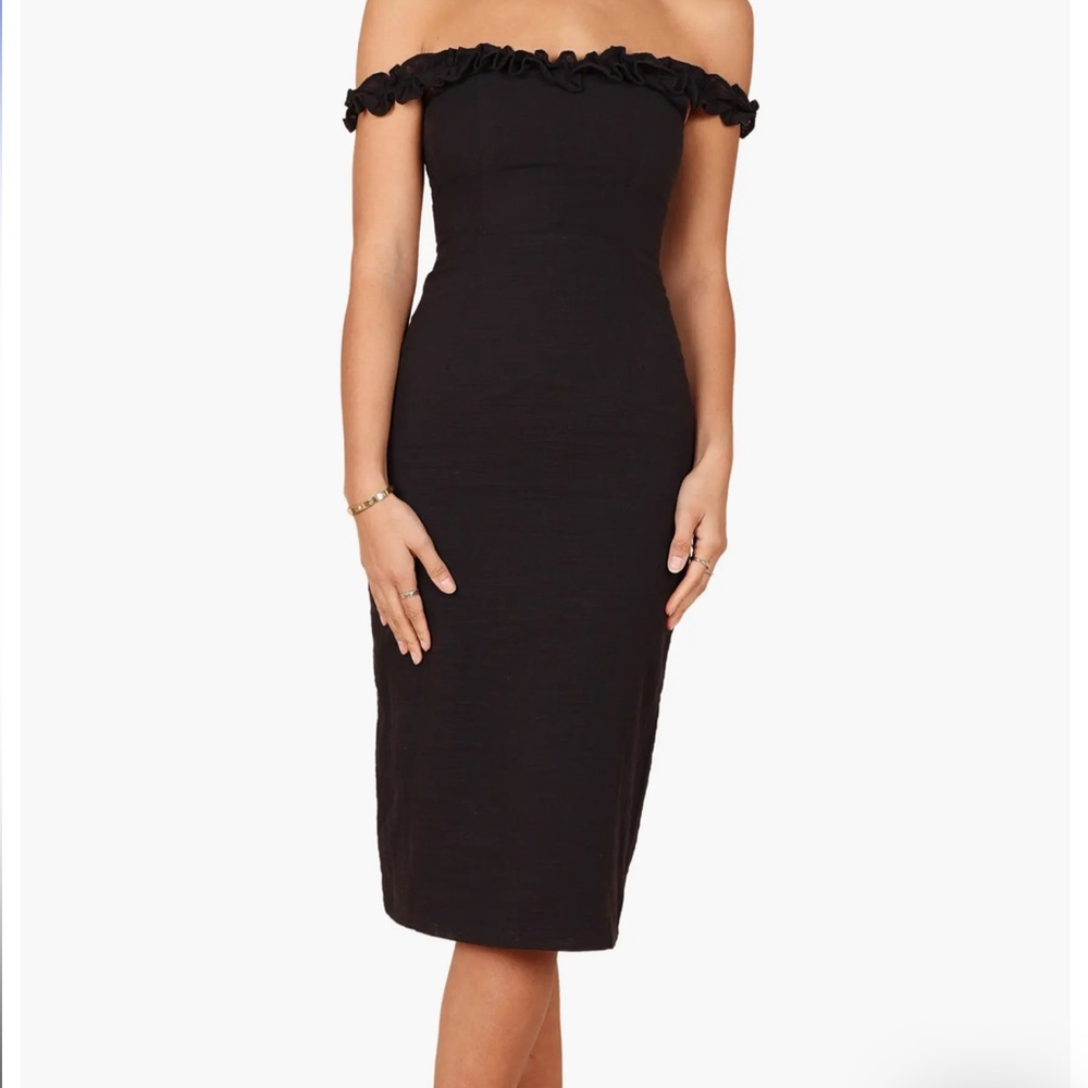 Petal & Pup Black Off-Shoulder Midi Dress